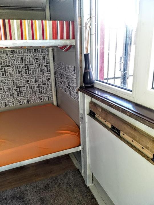 Two Rooms Cabin House Bucareste Exterior foto
